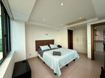 En venta suite vista al ciudad Edf. Poseidon cerca cc La Cuadra.
