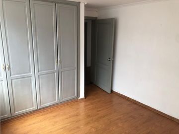 Jipijapa, Casa Comercial en Venta, 365m2, 2 Locales, 3 Suite
