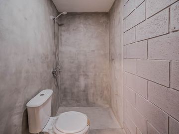 ALQUILER ESPECTACULAR GALPON 235 METROS PILAR