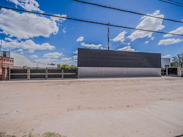 ALQUILER GALPON A ESTRENAR 235 M2 CUBIERTOS PILAR