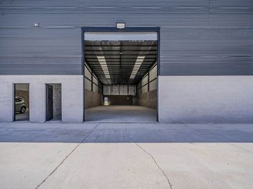 ALQUILER GALPON A ESTRENAR 235 M2 CUBIERTOS PILAR