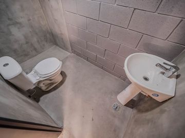 ALQUILER GALPON A ESTRENAR 235 M2 CUBIERTOS PILAR