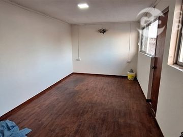 Casa en Venta en Villa Perú