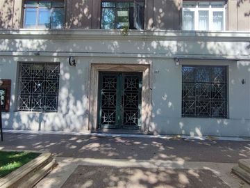 Departamento en Venta en Paseo Bulnes / Eleuterio Ramirez