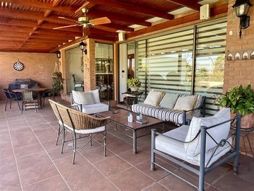 Casa en Venta en San Carlos De Apoquindo / Carlos Peña Otaegui