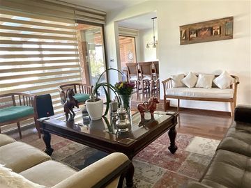 Casa en Venta en San Carlos De Apoquindo / Carlos Peña Otaegui