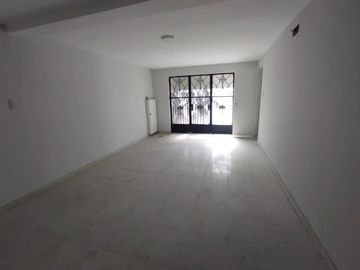 VENTA CASA SAN JUAN 2100, 12 AMBIENTES