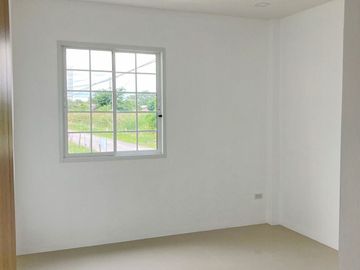 3 Bedroom House for sale at Lamlukbua Town