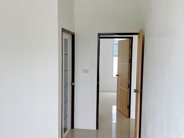3 Bedroom House for sale at Lamlukbua Town