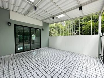 2 Bedroom Townhouse for sale at Than Thong 2