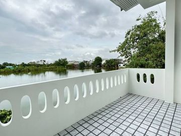 2 Bedroom Townhouse for sale at Than Thong 2