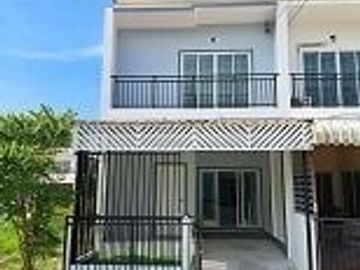 3 Bedroom Townhouse for sale at Joy Home