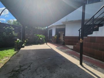 Casa para 2 Familias en venta en Remedios de Escalada Oeste