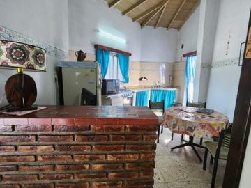 Casa para 2 Familias en venta en Remedios de Escalada Oeste