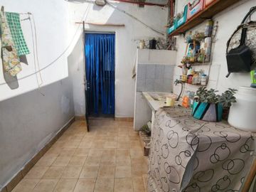 Casa para 2 Familias en venta en Remedios de Escalada Oeste
