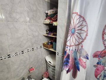 Casa para 2 Familias en venta en Remedios de Escalada Oeste