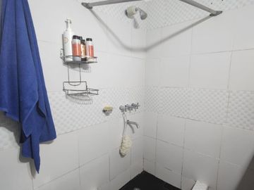 Casa para 2 Familias en venta en Remedios de Escalada Oeste