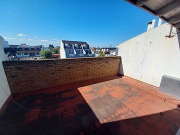 Triplex en venta en Villa Luzuriaga