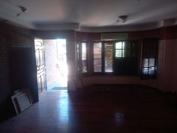 Triplex en venta en Villa Luzuriaga