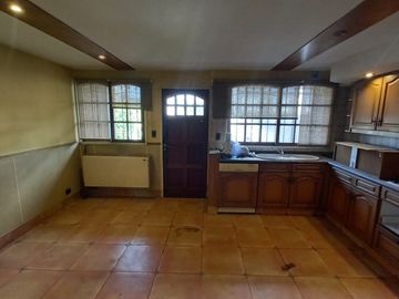 Triplex en venta en Villa Luzuriaga