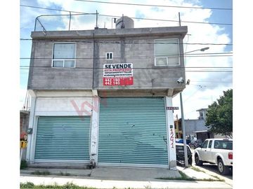 VENTA Local Comercial con Departamento  en Col Tonatiuh