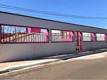 Hermosa Casa estilo Mexicano, amplia en fraccionamiento campestre muy seguro