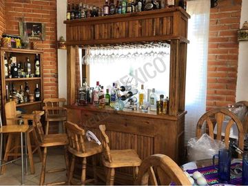 Hermosa Casa estilo Mexicano, amplia en fraccionamiento campestre muy seguro