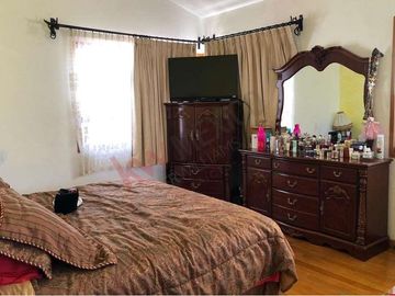 Hermosa Casa estilo Mexicano, amplia en fraccionamiento campestre muy seguro