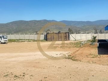 Vendo terreno con galpon sector Pan de Azucar