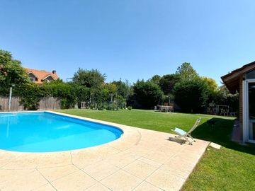 VENTA Casa La Barra Village 1 planta -Altillo- LOSA RADIANTE-Ingeniero Maschwitz-APTO CREDITO