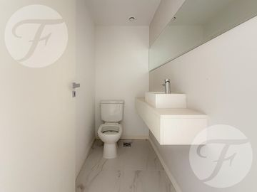 Departamento 2 Ambientes en Venta en Marquis Belgrano R - Cochera, Balcón y Amenities de Lujo