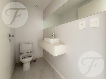 Departamento 2 Ambientes en Venta en Marquis Belgrano R - Cochera, Balcón y Amenities de Lujo