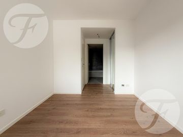 Departamento 2 Ambientes en Venta en Marquis Belgrano R - Cochera, Balcón y Amenities de Lujo