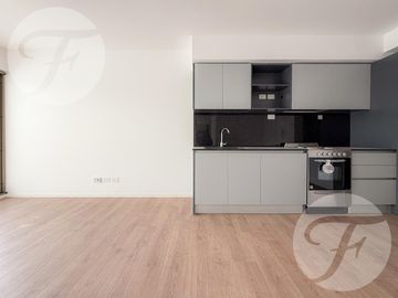Departamento 2 Ambientes en Venta en Marquis Belgrano R - Cochera, Balcón y Amenities de Lujo
