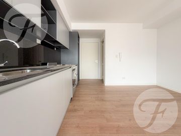 Departamento 2 Ambientes en Venta en Marquis Belgrano R - Cochera, Balcón y Amenities de Lujo