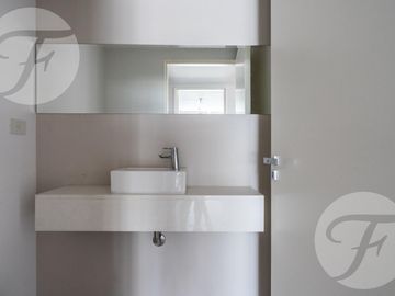 Departamento 4 Ambientes en Venta en Marquis Belgrano R - Cochera, Balcón y Amenities de Lujo
