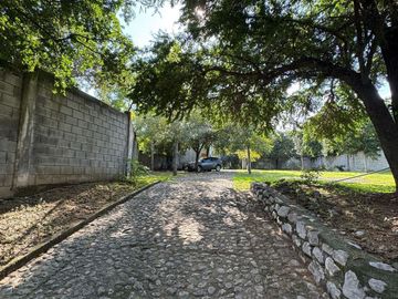 HERMOSA QUINTA EN VENTA EN JUAREZ NL