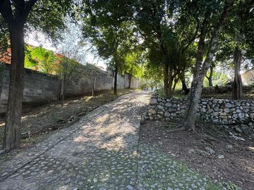 HERMOSA QUINTA EN VENTA EN JUAREZ NL