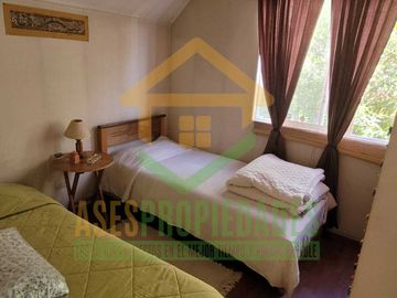 HERMOSA CASA AISLADA EN CONDOMINIO PRIVADO LA CRUZ