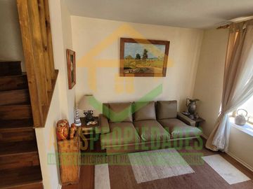 HERMOSA CASA AISLADA EN CONDOMINIO PRIVADO LA CRUZ