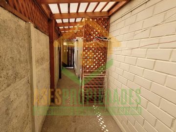 HERMOSA CASA AISLADA EN CONDOMINIO PRIVADO LA CRUZ