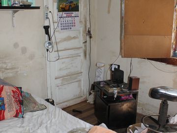 SE VENDE CASA CON 5 DORMITORIOS Y 560 MTS