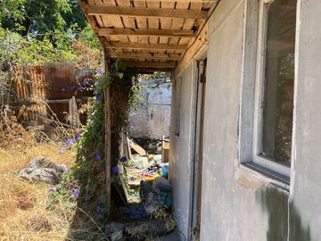 SE VENDE CASA CON 5 DORMITORIOS Y 560 MTS