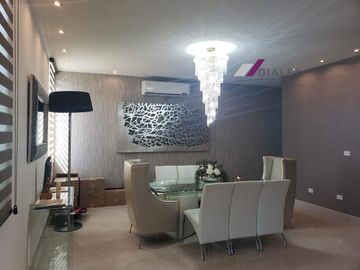 La Joya Privada Residencial -CARRETERA NACIONAL- VENTA Casa 450 m2 EN ESQUINA con Alberca