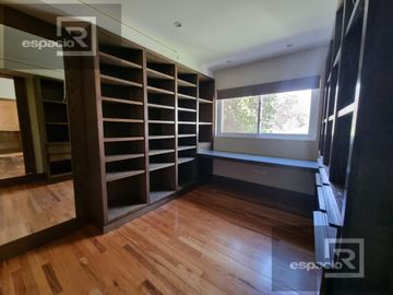CASA EN VENTA EN LOMAS DEL SANTUARIO