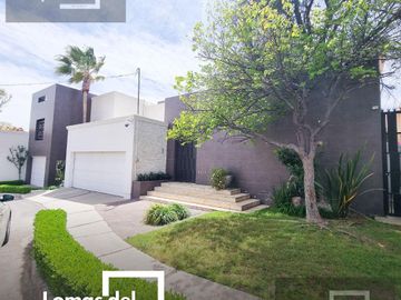 CASA EN VENTA EN LOMAS DEL SANTUARIO