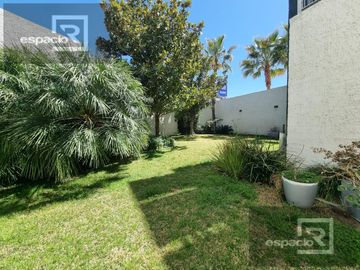 CASA EN VENTA EN LOMAS DEL SANTUARIO