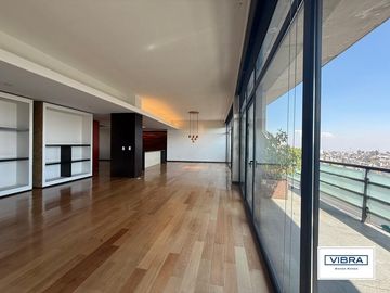 Depto de lujo en Club de Golf Bosques de Santa Fe