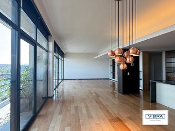 Depto de lujo en Club de Golf Bosques de Santa Fe