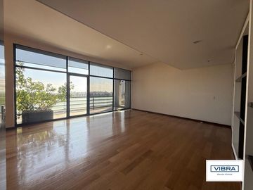 Depto de lujo en Club de Golf Bosques de Santa Fe